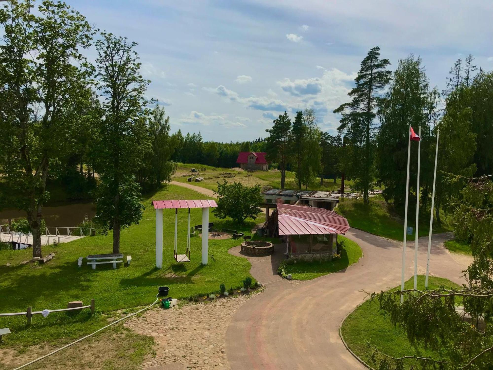 Отель Pilskalni Ivande Экстерьер фото
